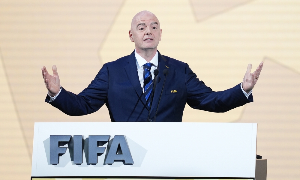 无论是在场 无论是在场